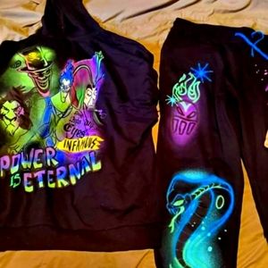 NWT 2X Disney parks villains hoodie and sweatpants